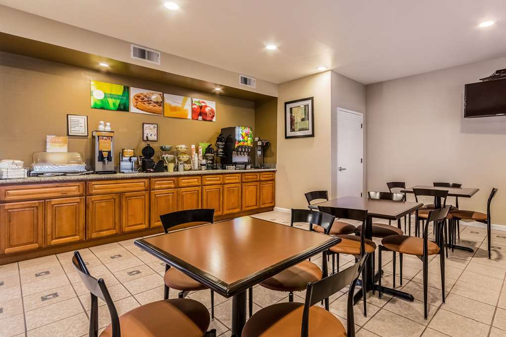 Quality Inn Fresno Near University - photo 34