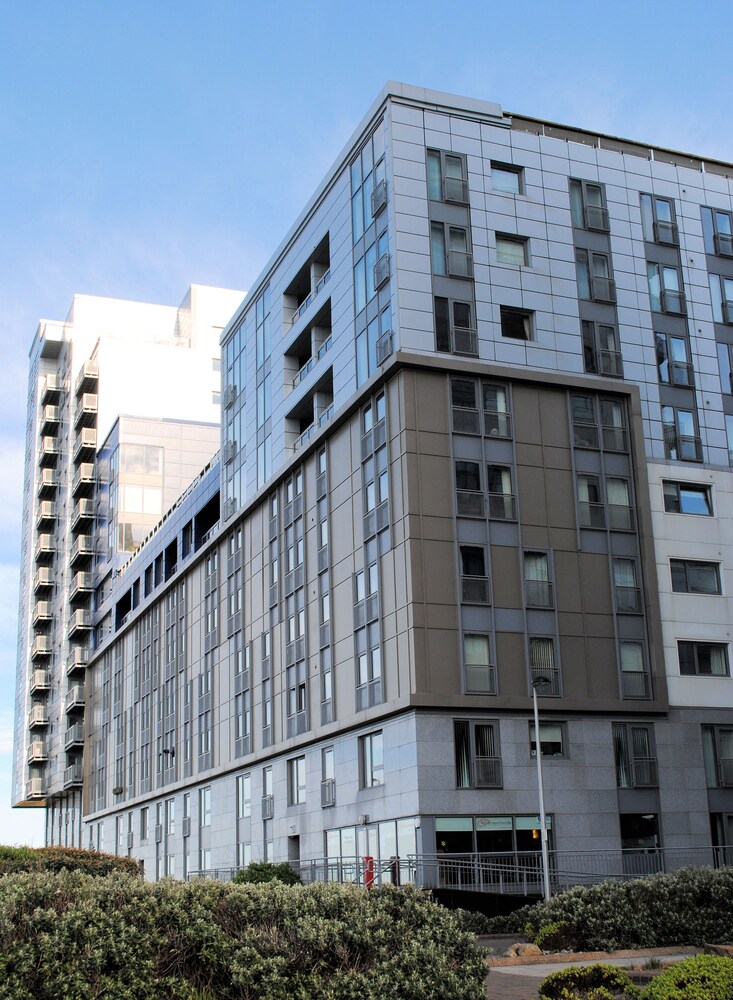 Hot el apartments Edinburgh Waterfront — 4-Star Luxury Hotel in Edinburgh, United Kingdom