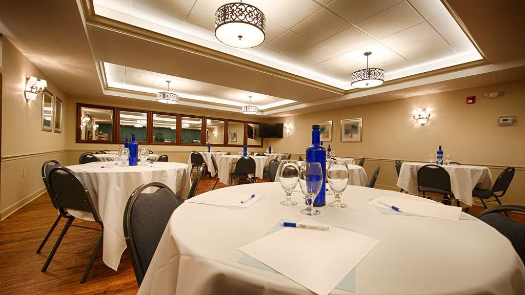 Best Western Plus Mentor Cleveland Northeast - photo 11