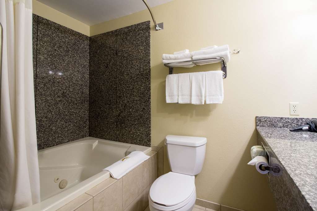 Quality Inn Marshall near University - photo 25
