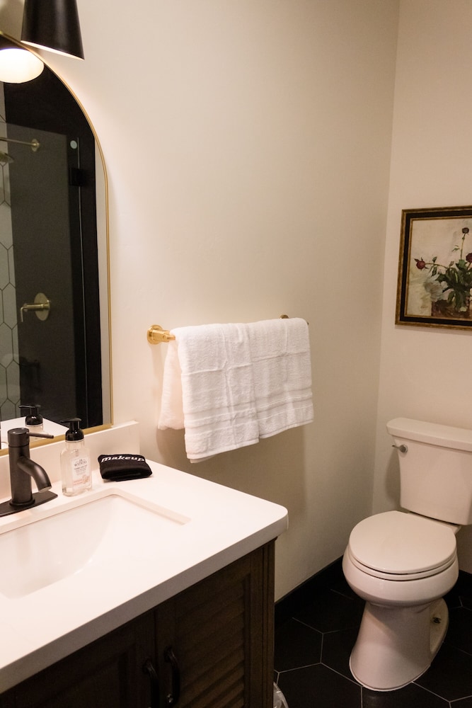 Speakeasy Suites - photo 32