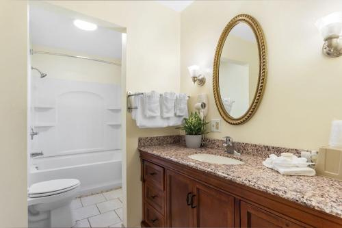 Blue Spruce Inn & Suites - photo 18