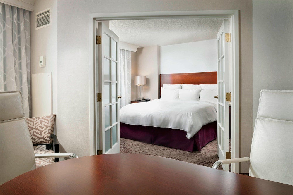 Chicago Marriott Suites Deerfield - photo 19
