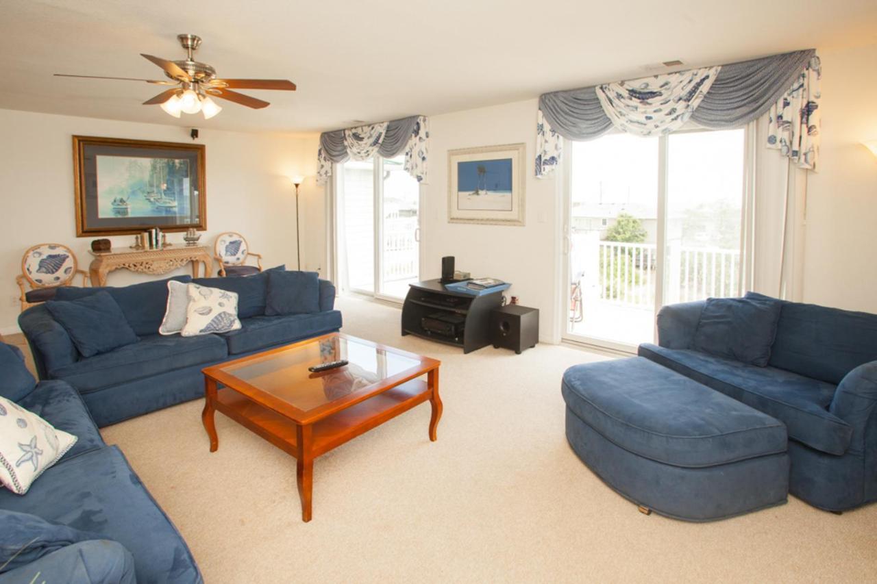 Seaside Azure Dream B 302 — 4-Star Luxury Hotel in Virginia Beach, United States