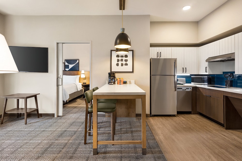 Staybridge Suites Colorado Springs NE Powers by IHG - photo 6