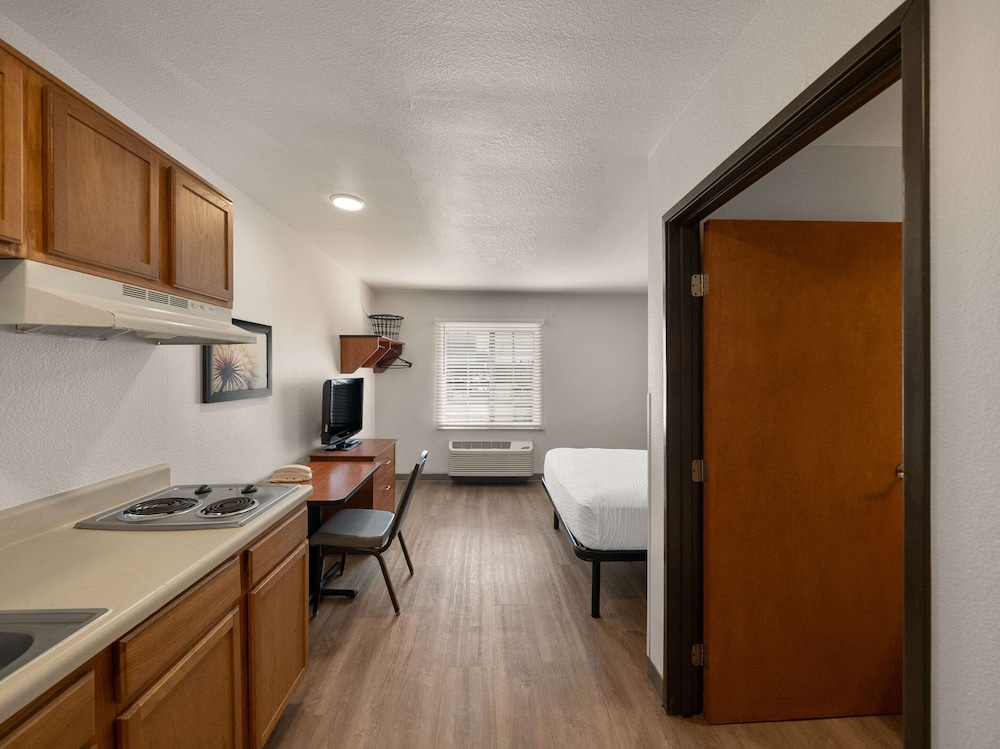 WoodSpring Suites Rockwall East Dallas - photo 18