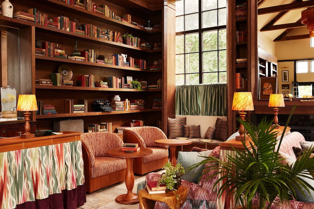 Berkshires Untold - carbon neutral hotel in Lenox