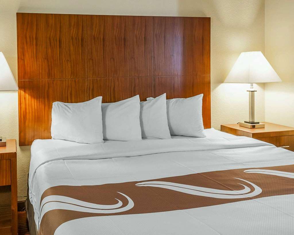 Quality Inn & Suites Albuquerque West - photo 18