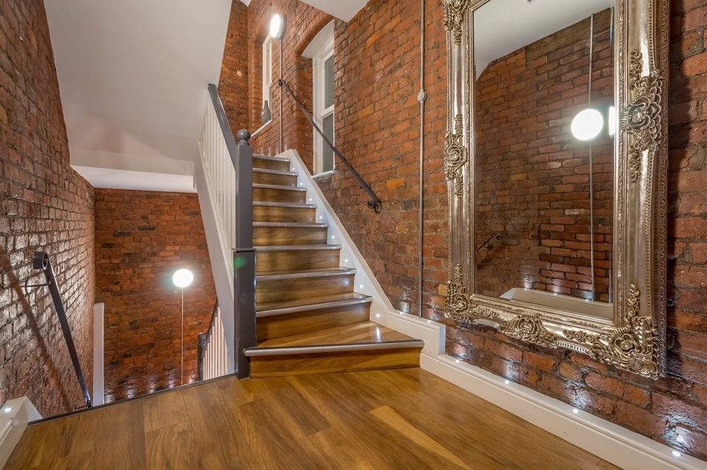 Eleskas Apart Hotel in Manchester, United Kingdom