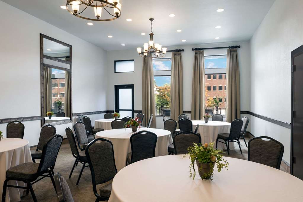 Hawthorn Extended Stay by Wyndham Rome - photo 19