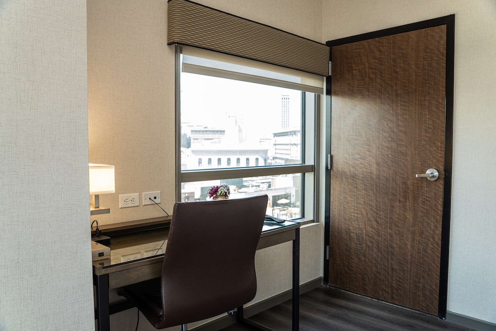 Hampton Inn San Francisco Downtown Convention Center - photo 35