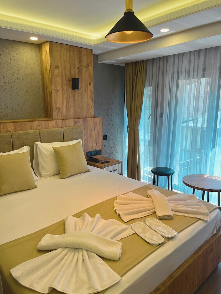 Yellow Bull Istanbul — 4-Star Luxury Hotel in Istanbul, Turkey