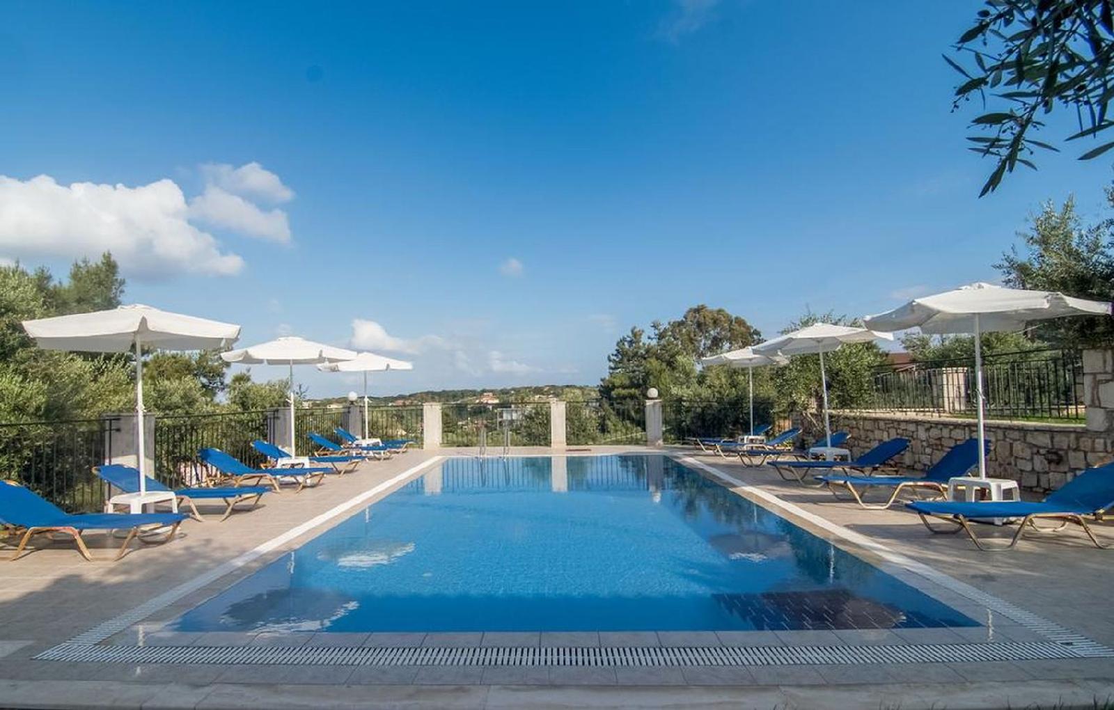 Aeolos Zante Villas with Heated Pool — Sikyon — photo 4