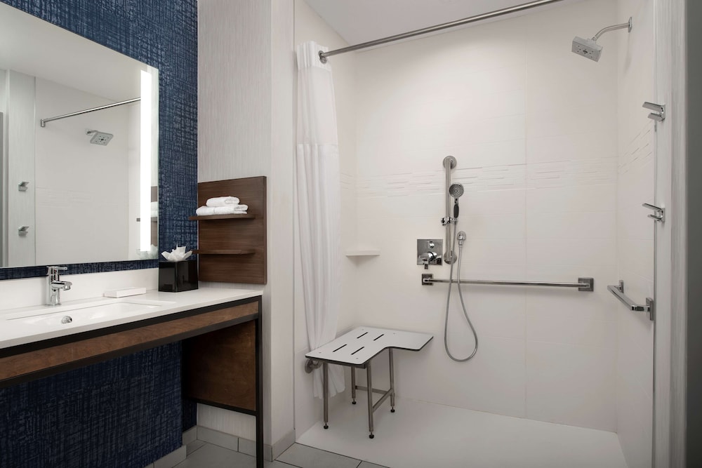 Hilton Garden Inn San Jose Airport - photo 27