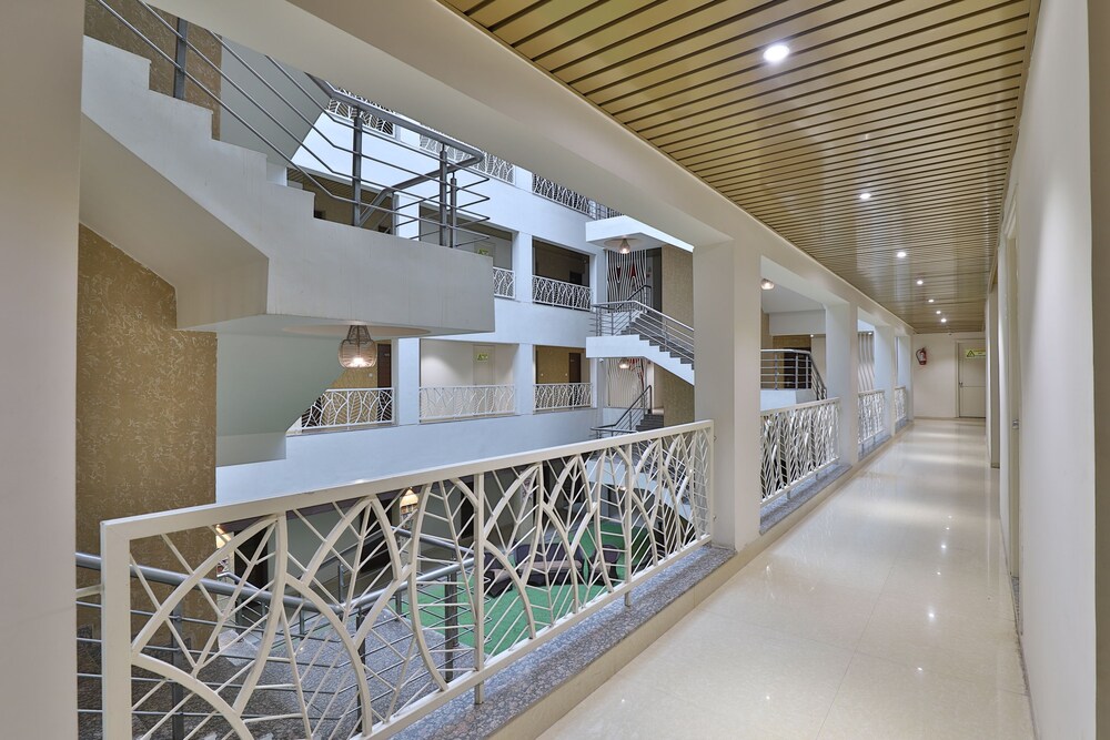 Capital O 47284 Atithi Resort — Bharuch — photo 4