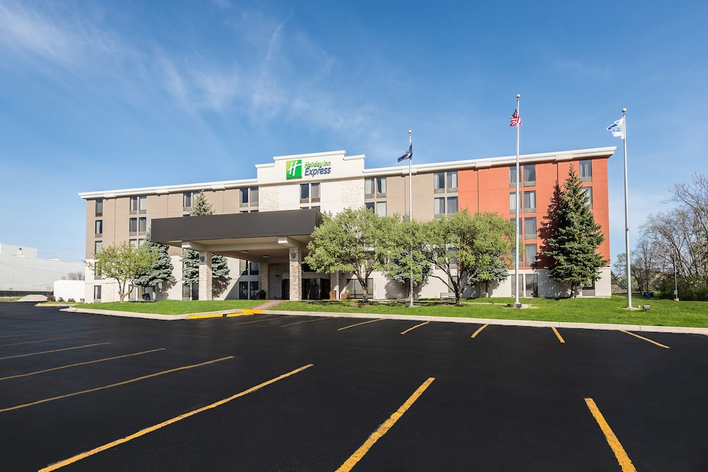 Holiday Inn Express Flint Campus Area an IHG Hotel - featured photo