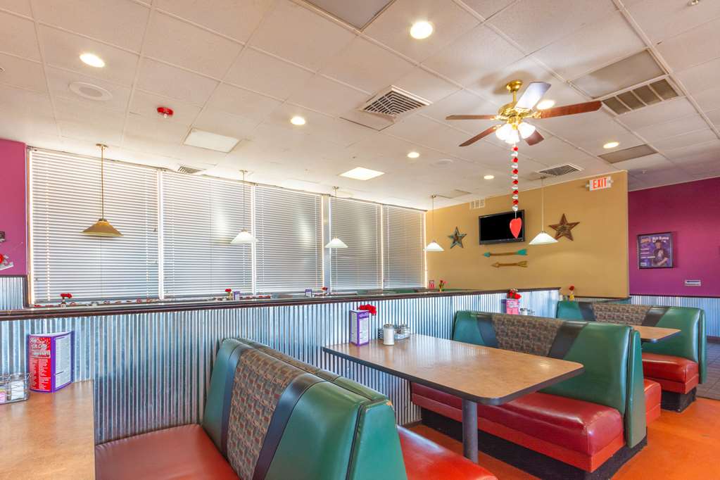 Americas Best Value Inn Elk City - photo 17