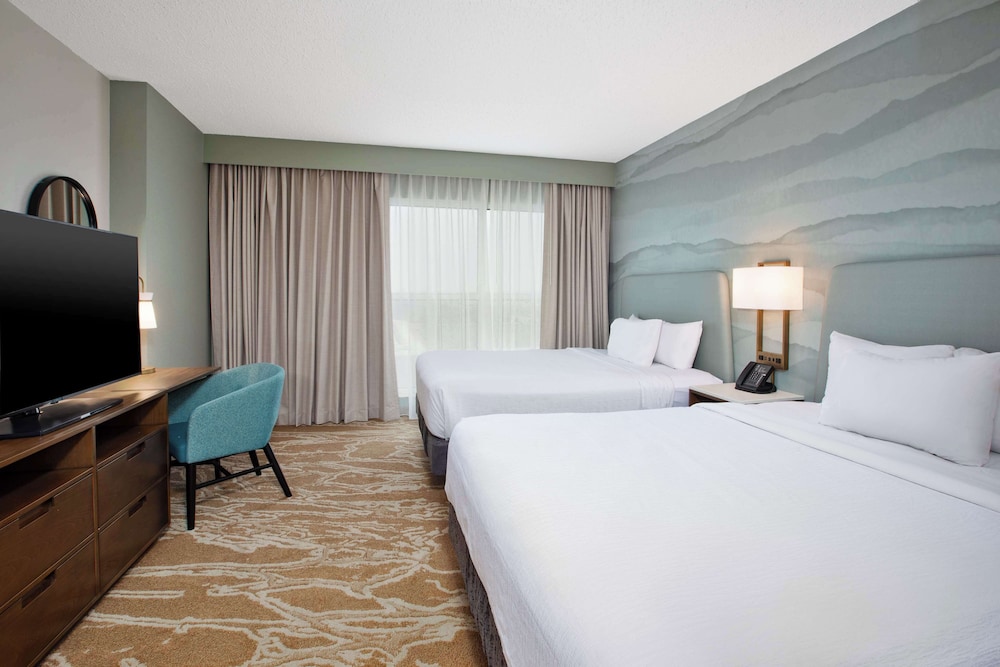 Embassy Suites by Hilton San Marcos Hotel Conference Center - photo 7