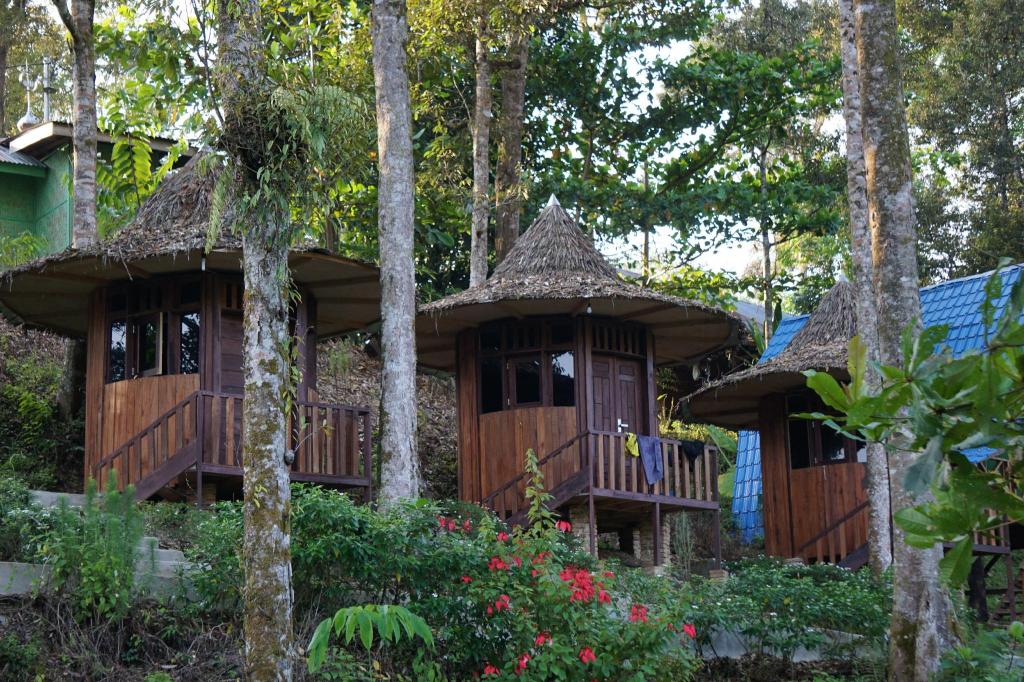 Eco Conservation Landak Luxury Tents — 4-Star Luxury Hotel in Berastagi, Indonesia