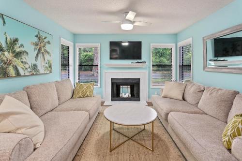 Harbour Oaks 101 in Saint Simons Island, United States