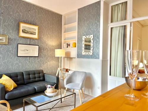 Le Jardin Des Sacres Hypercentre Cathedrale in Reims, France