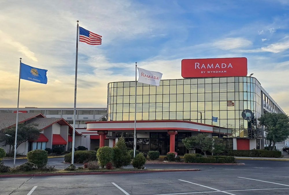 Ramada by Wyndham Tulsa Broken Arrow — Broken Arrow — photo 2