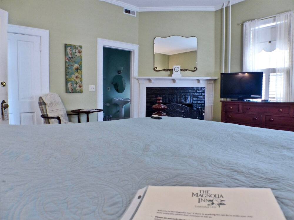 The Magnolia Inn - photo 22