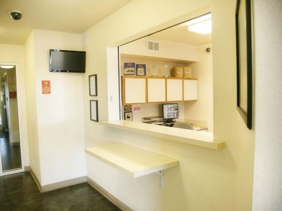 WoodSpring Suites Sacramento - photo 10