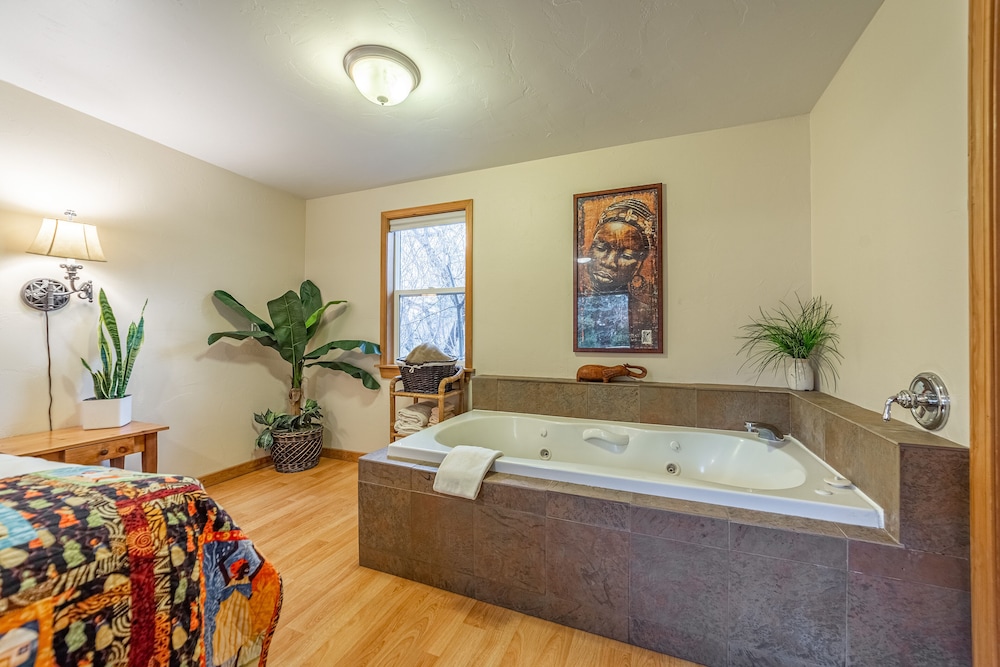 The Islander Inn - photo 19