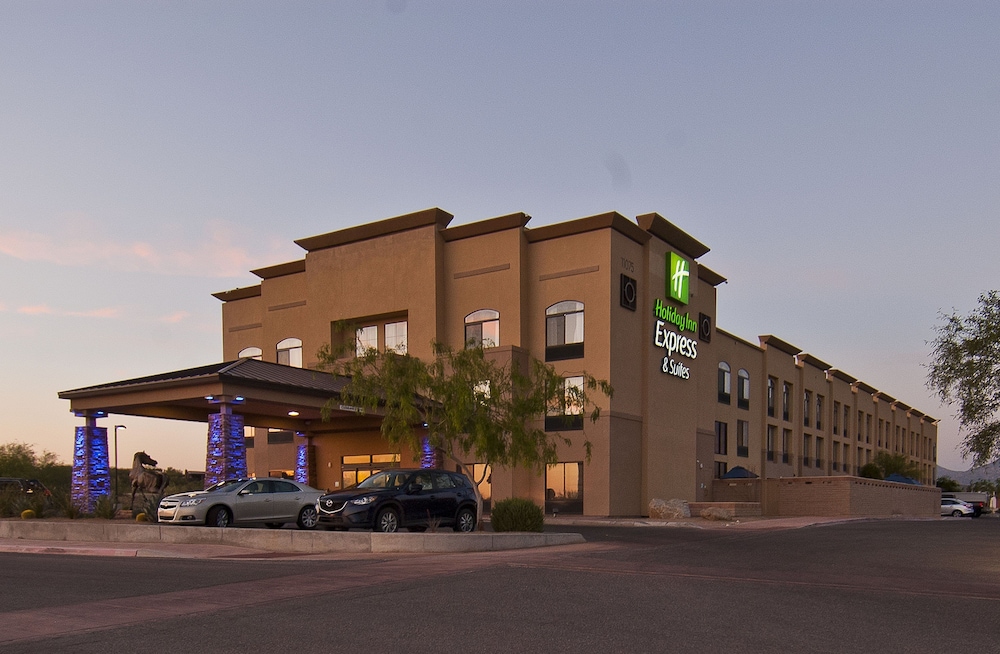 Holiday Inn Express & Suites Oro Valley Tucson North by IHG in Oro Valley, United States