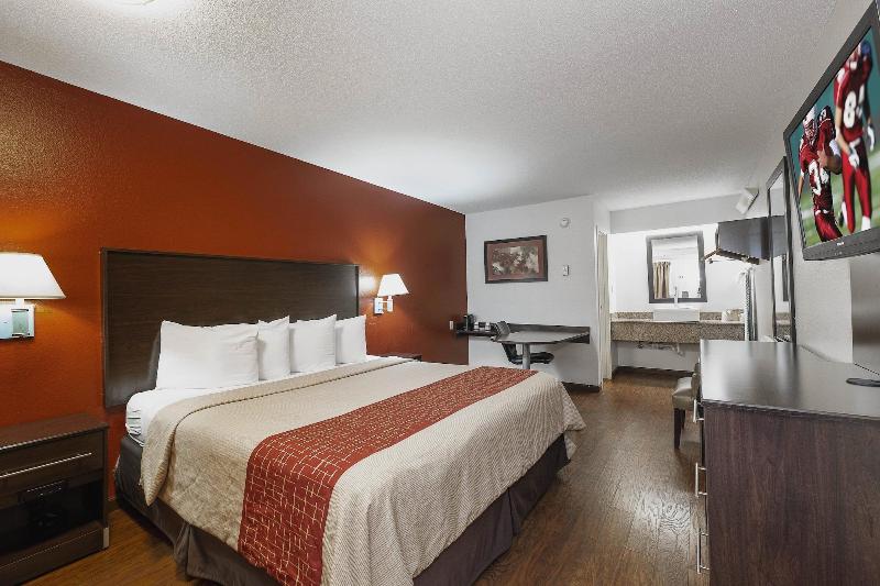 Red Roof Inn Jackson North Ridgeland - photo 34