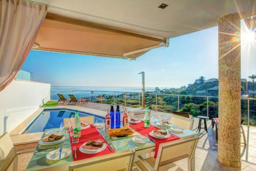 Villa Amura Sea View by Villa Plus — 4-Star Luxury Hotel in Torrox, Spain