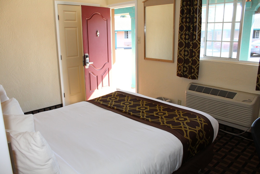 Riverside Inn & Suites Santa Cruz - photo 74