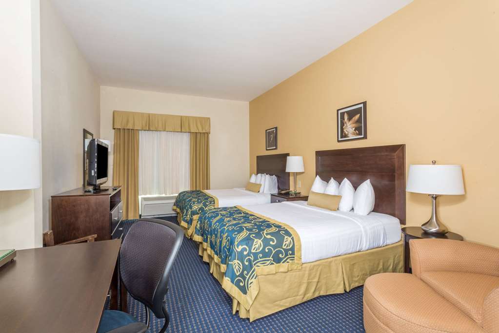 Wingate by Wyndham Houma - carbon neutral hotel in Houma