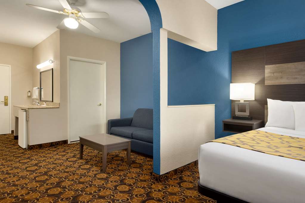 Baymont by Wyndham Winchester - photo 10