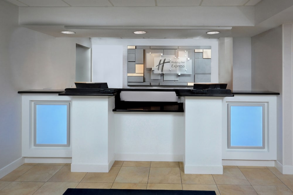 Holiday Inn Express Lynchburg an IHG Hotel - photo 2