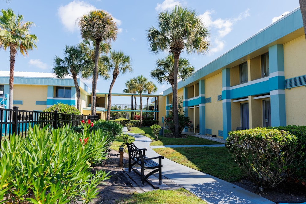 Garnet Inn & Suites Orlando - photo 114