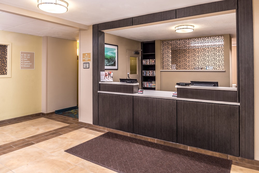 Candlewood Suites Kansas City Speedway by IHG - photo 29