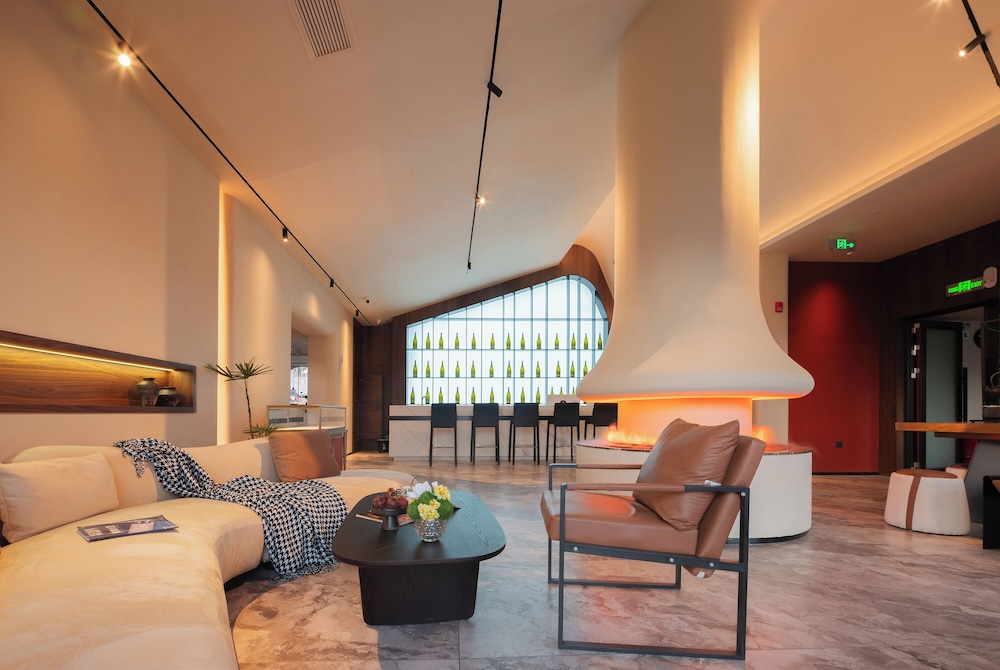 Yujie Hotel — 5-Star Luxury Hotel in Zhangjiajie, People's Republic of China