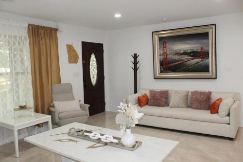 Southern Elegance Gateway in Mcdonough, United States