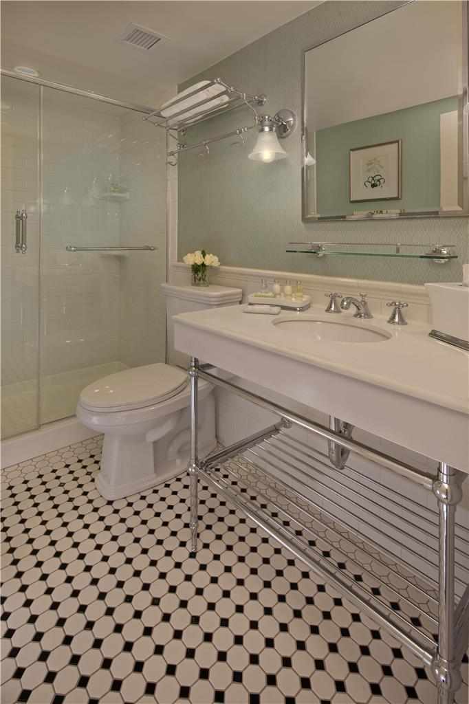 Inn on Boltwood - photo 13