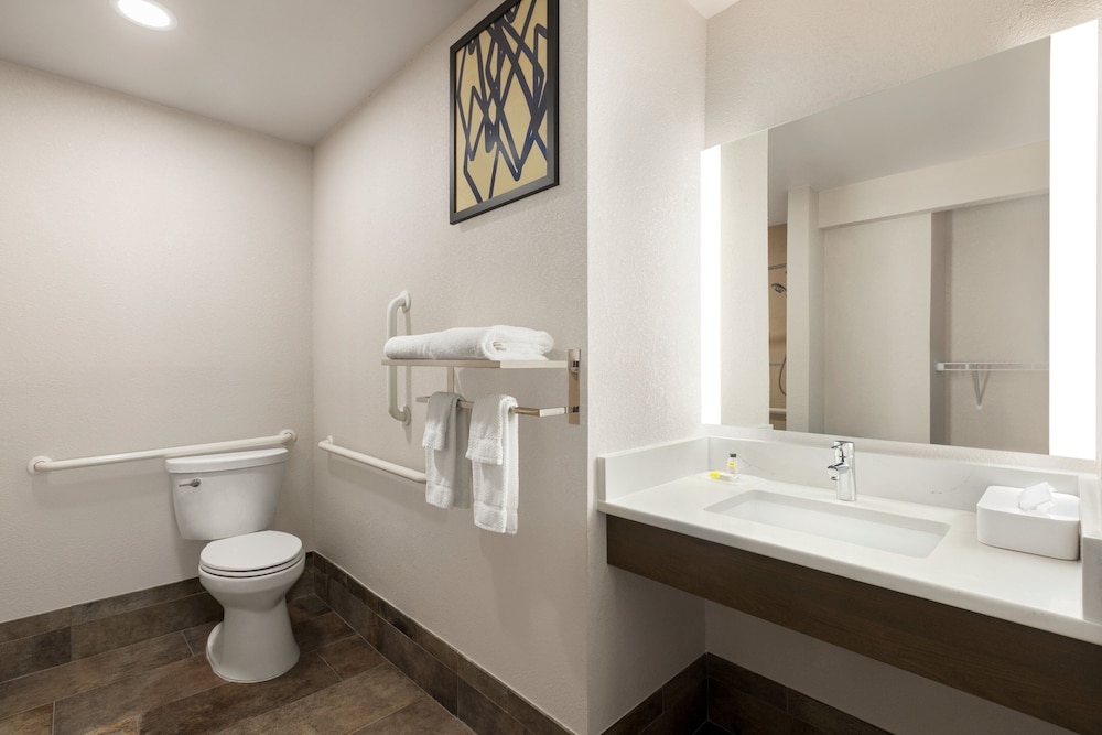 Staybridge Suites Quantico Stafford by IHG - photo 36