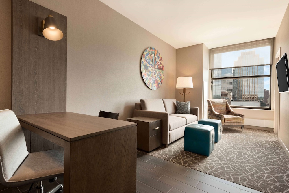 Embassy Suites by Hilton Minneapolis Downtown - photo 17