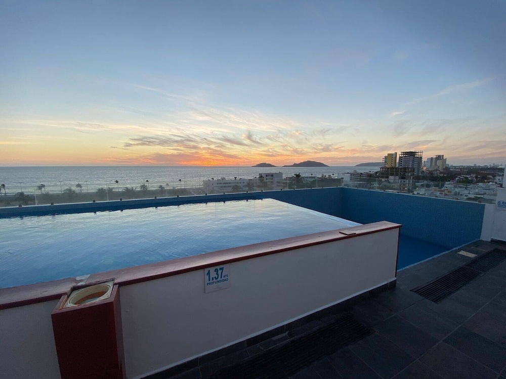 Depas Val704 By Trvl2hm Mazatlan Regency — Mazatlan