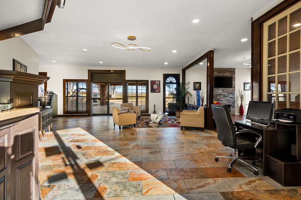 Suburban Studios Kansas City Airport North - photo 6