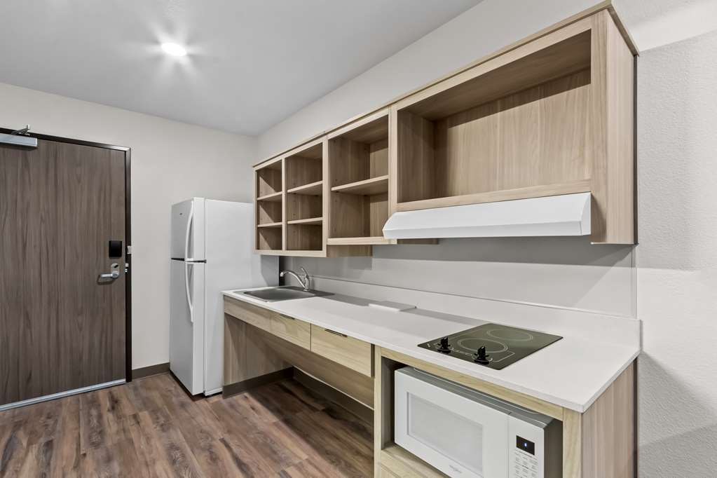 Woodspring Suites Gilbert Mesa Gateway Airport - photo 20