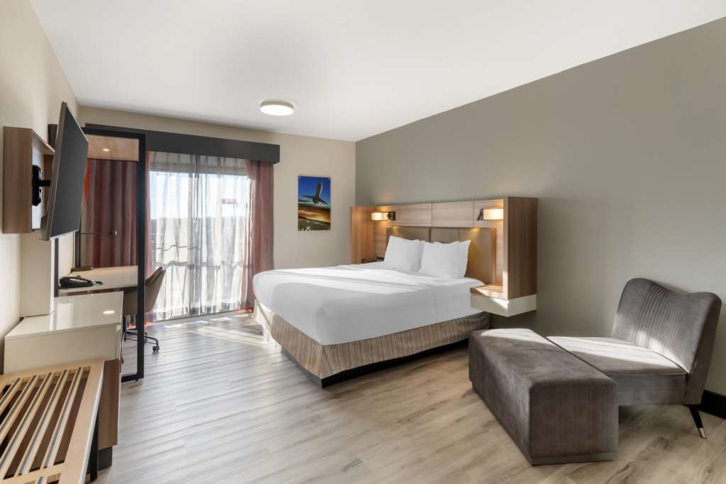 Best Western Plus Atlanta Airport East - photo 14