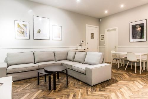 Fully Renovated 2bdrm Apartment in Kolonaki area — 4-Star Luxury Hotel in Athens, Greece