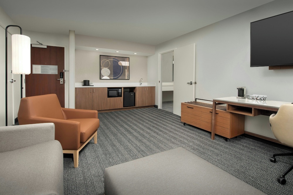 Courtyard by Marriott Dayton Beavercreek - photo 20