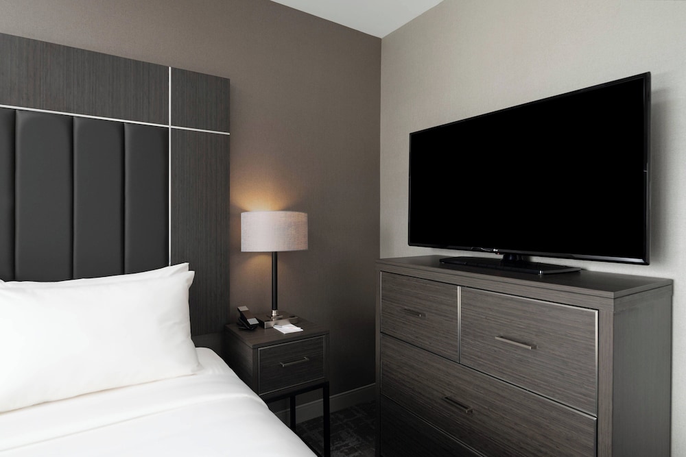 TownePlace Suites by Marriott Boston Medford - photo 10